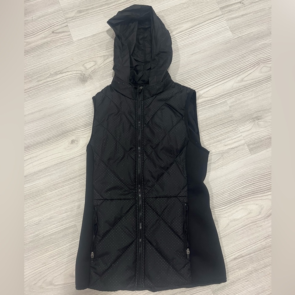 Fabletics size small black puffer vest